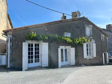 vente maison 4 pièces 140 m² à varaignes (24360)  106 880 €