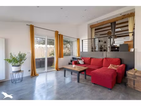 vente maison 7 pièces 193 m² à saint-loup (17380)  192 240 €