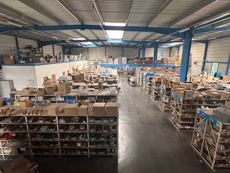 vente local d'activités saint clair de la tour 38110