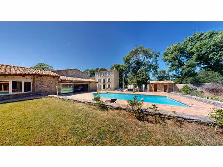 vente maison 7 pièces  231.00m²  ladern