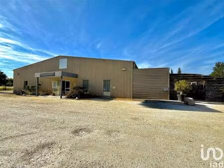 vente bureaux et commerces à pierrelatte (26700) : à vendre / 700m² pierrelatte