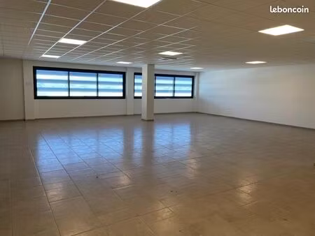 bureau 1 000 m²