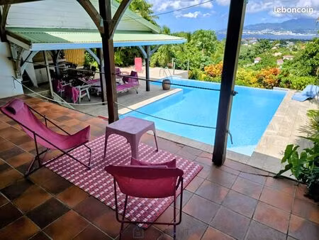 maison 8 pièces 97 m²