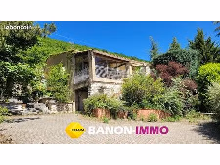 maison 6 pièces 145 m²