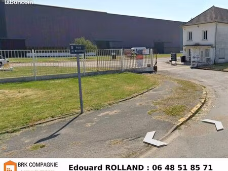 local industriel 1 000 m²