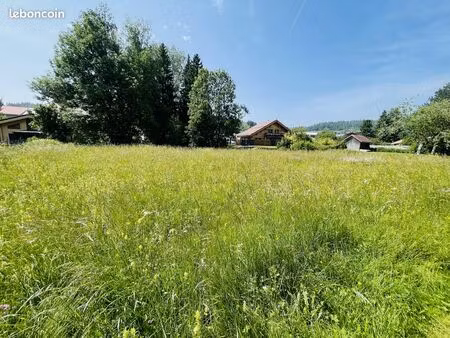 terrain 1158 m² mouthe