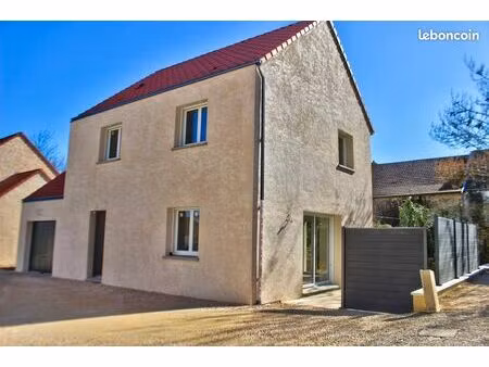 maison 4 pièces 101 m²