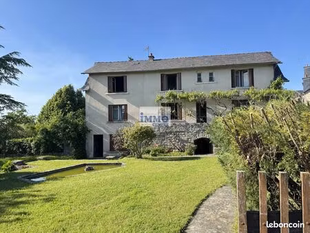 maison 6 pièces 140 m²