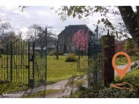 château 10 pièces 320 m²