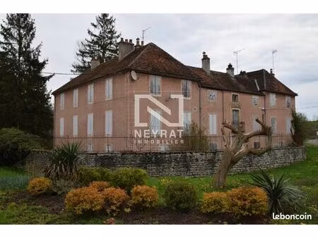 immeuble 17 pièces 500 m²