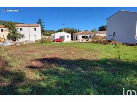 terrain viabilisé à vendre le cannet-des-maures (var 83)