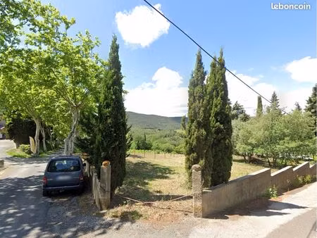 terrain constructible dans le village de quintillan