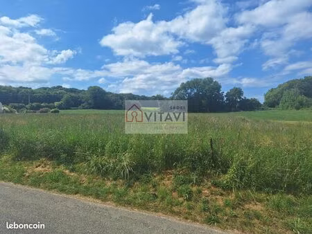 terrain 1006 m² guignecourt