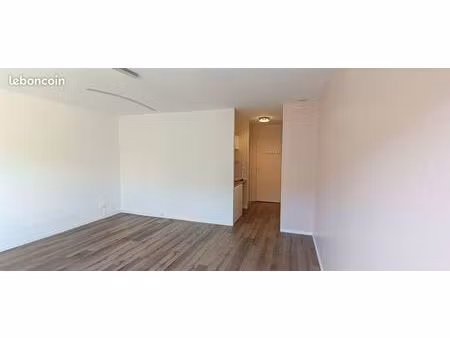 location residence senior