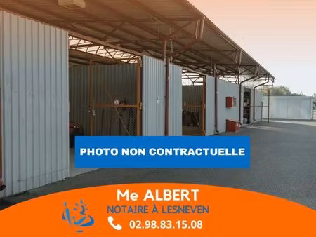 local commercial 800 m² lesneven