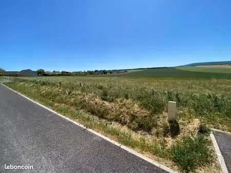 terrain 838 m² les petites loges