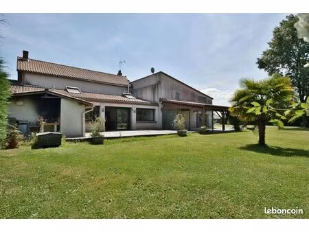 longère 7 pièces 200 m²