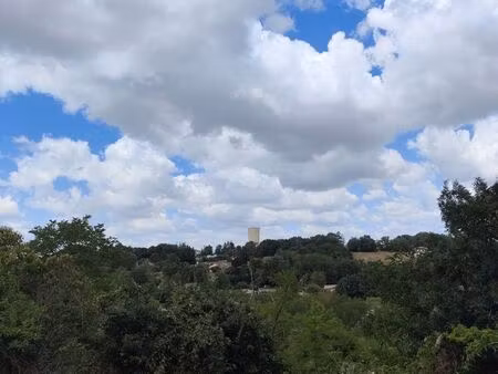 terrain centre village miremont 31190