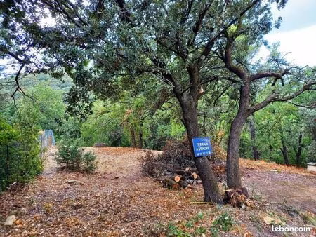 terrain 647 m² saint montan