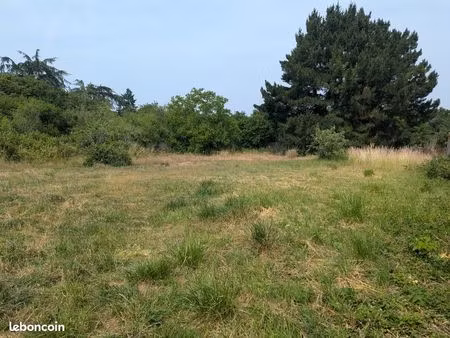 terrain 1100 m² amilly