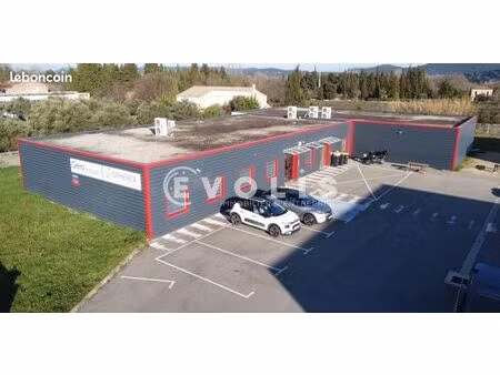 local d'activité 630 m²