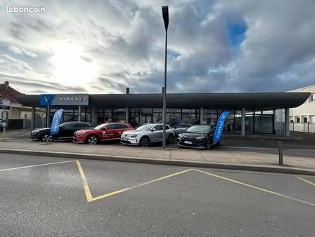 local d'activité 1 466 m²