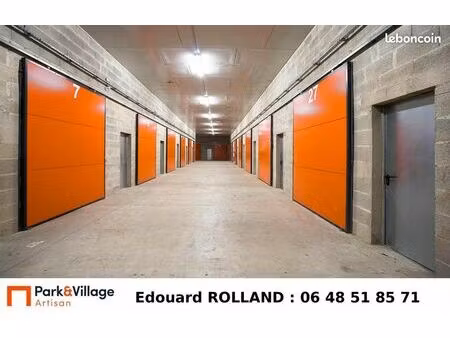 local industriel 122 m²