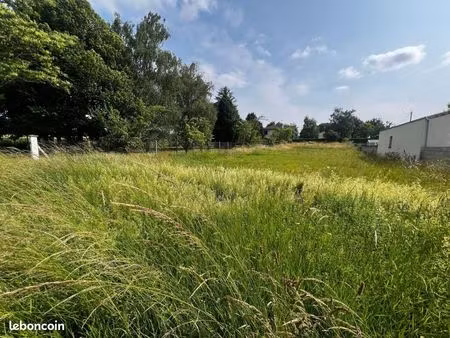 terrain 1 178 m² consac