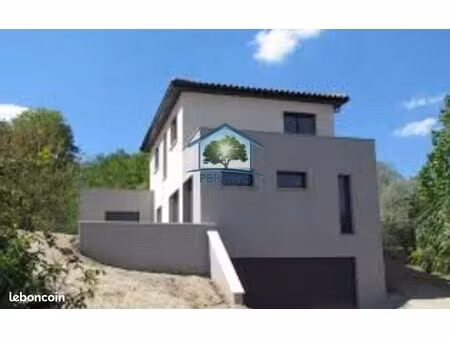 terrain 1 pièce 765 m²