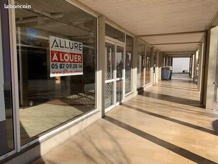 local commercial 838 m² malemort