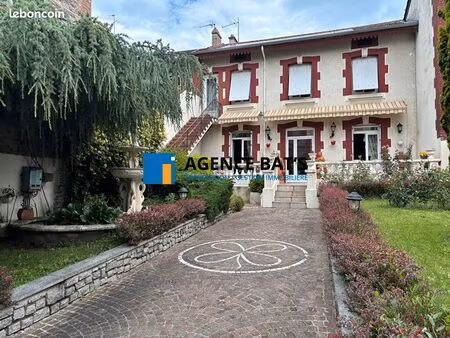 maison de ville 5 pièces 130 m²