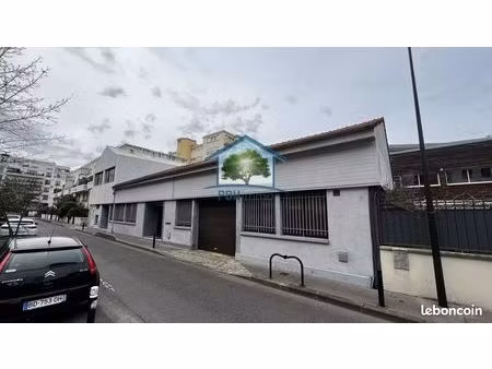 immeuble 12 pièces 532 m²