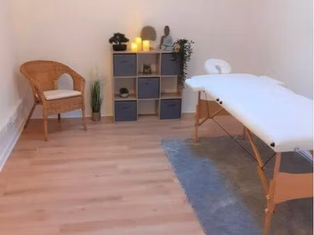 cabinet et salle de soins de 16 m2