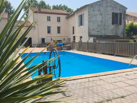 maison 9 pièces 260 m²