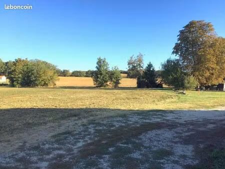 terrain 505 m² ayguesvives