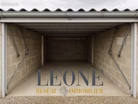 parking/box 14 m² saint-fons