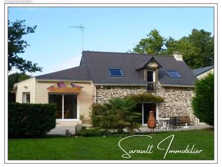 propriété 8 pièces 150 m²