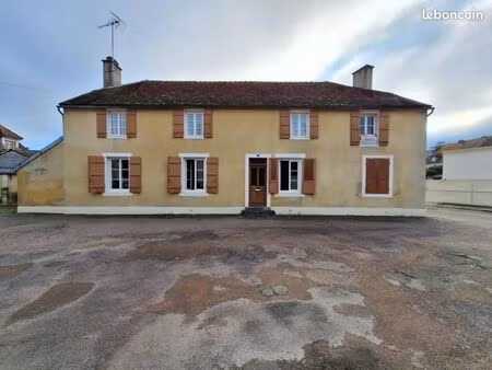 maison 5 pièces 124 m²