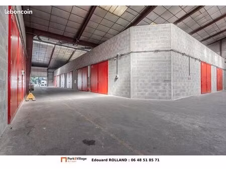 local industriel 70 m²