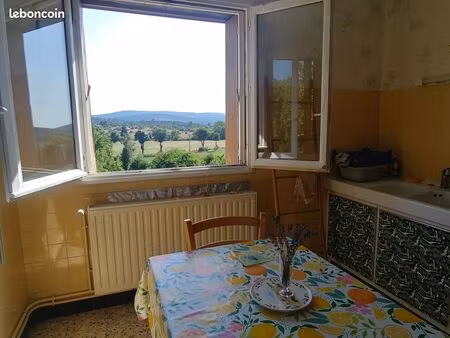 lozère. causse méjean - maison de village