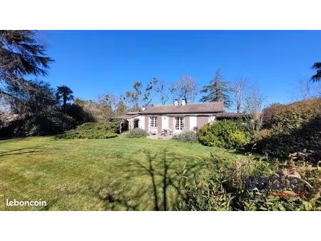 maison 7 pièces 140 m²