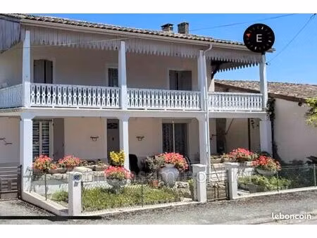 maison 5 pièces 160 m²