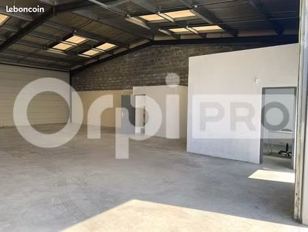 local d'activité 400 m²