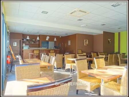 local commercial 170 m²