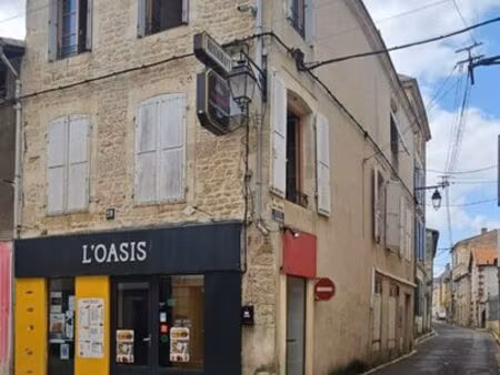 immeuble 7 pièces 163 m²