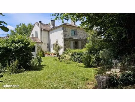 maison 10 pièces 265 m²