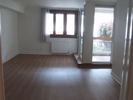 bordeaux  t2 dans agréable résidence senior