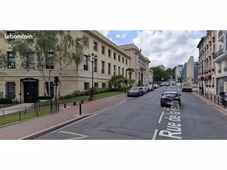 boutique 48 m² puteaux