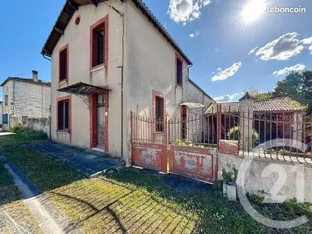 maison 4 pièces 75 m²