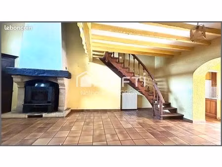 maison 5 pièces 150 m²